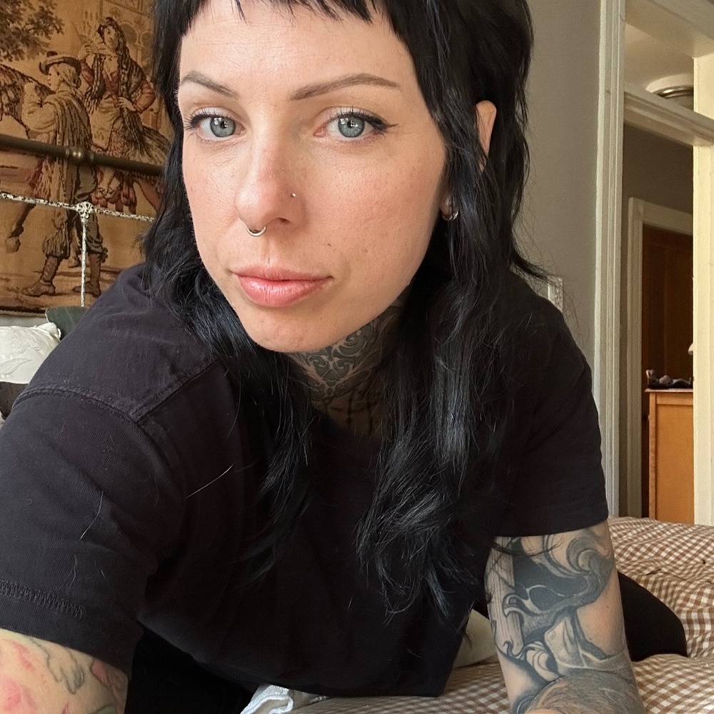 Meet your Posher, Ariel